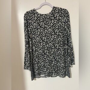 J. Jill Monochrome Floral‎ Blouse